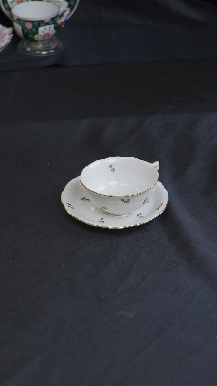 骨瓷婷婷中古器物如图所示12