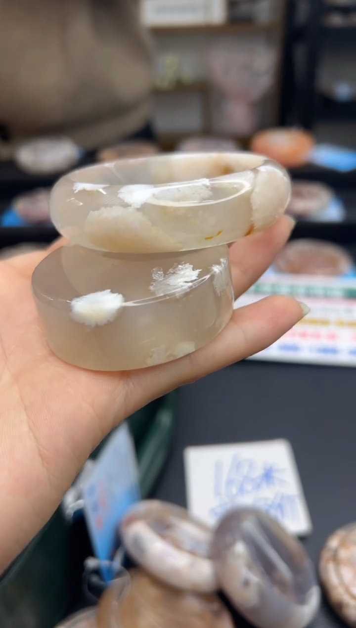 【闪购商品】石英质玉手镯未镶嵌A190(57圈赠送镯心)