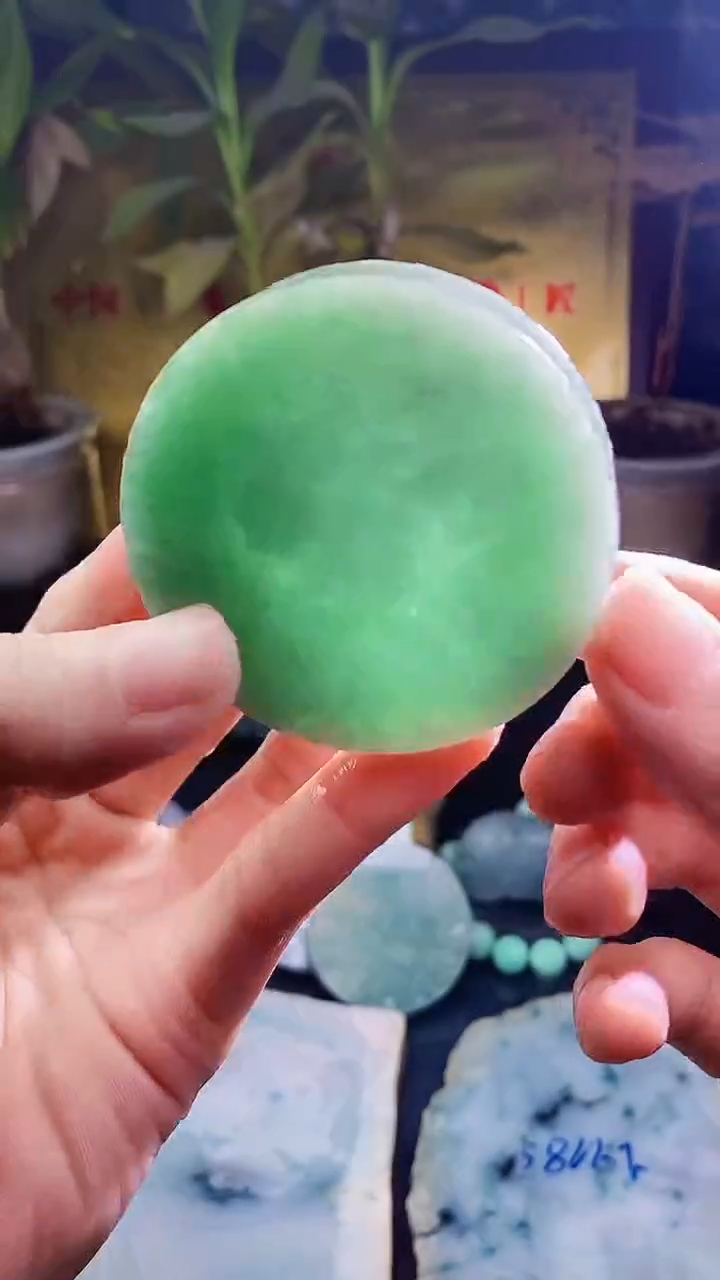 未镶嵌挂件翡翠小雨48