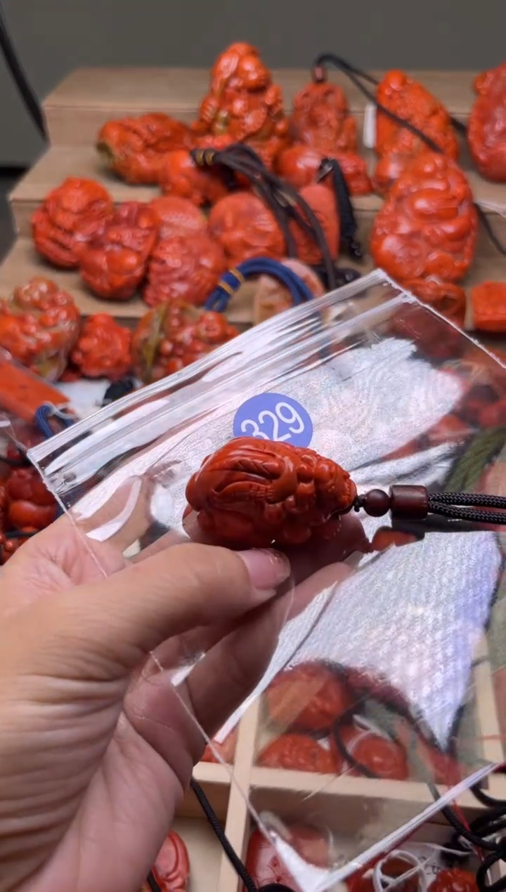 【闪购商品】南红玛瑙珠宝奇石未镶嵌329