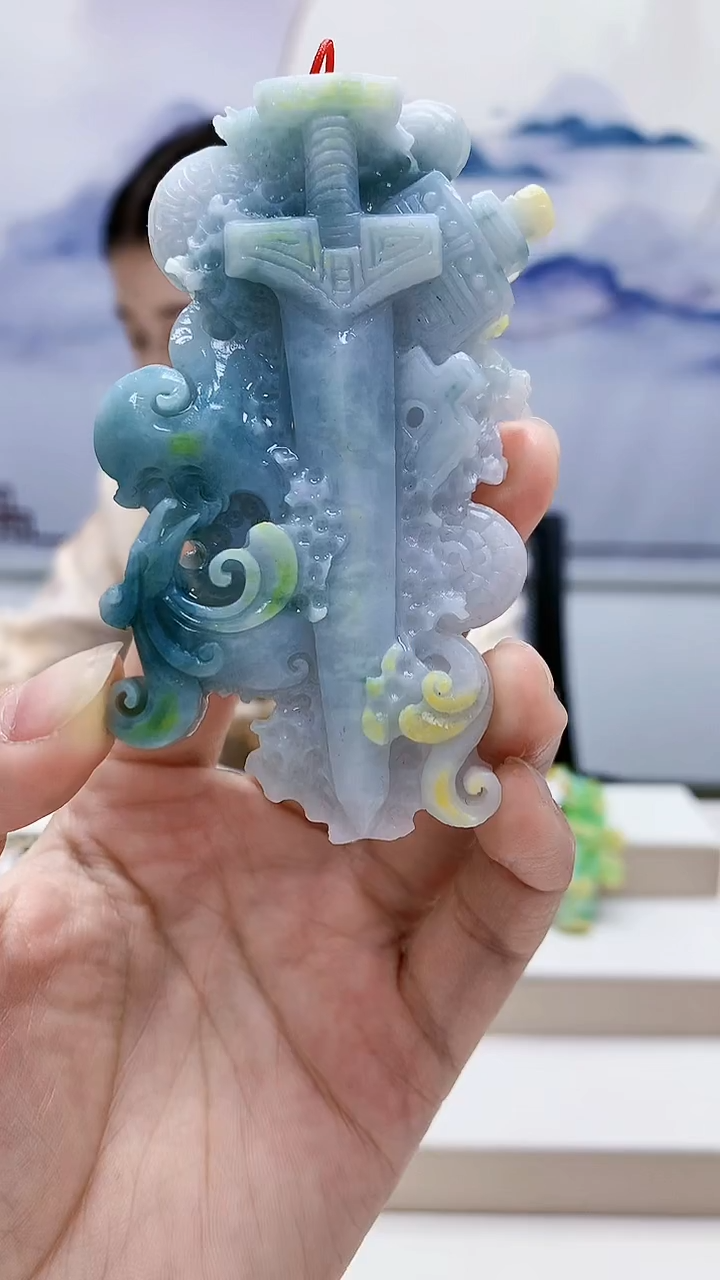 未镶嵌定制翡翠4812lr-毛货挂件赠底座84