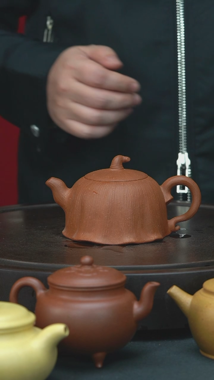 【闪购商品】紫砂茶壶半手工莲蓬270cc