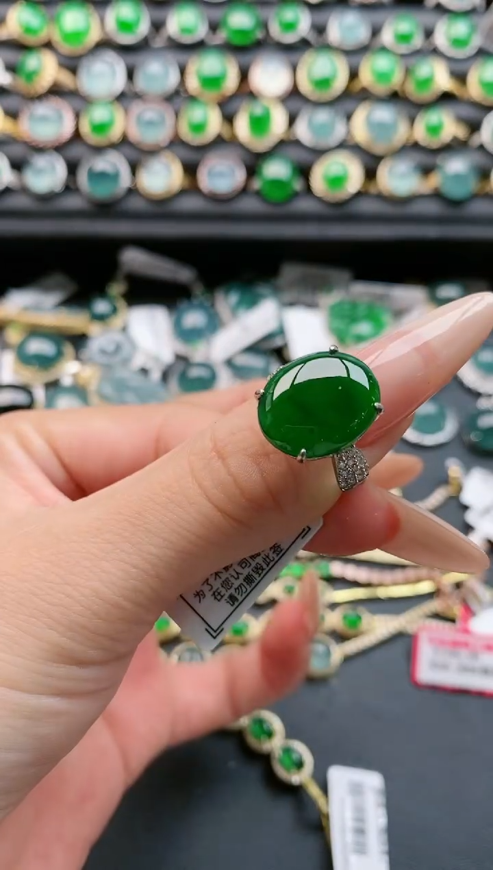 【闪购商品】翡翠戒指银S925镶嵌111111