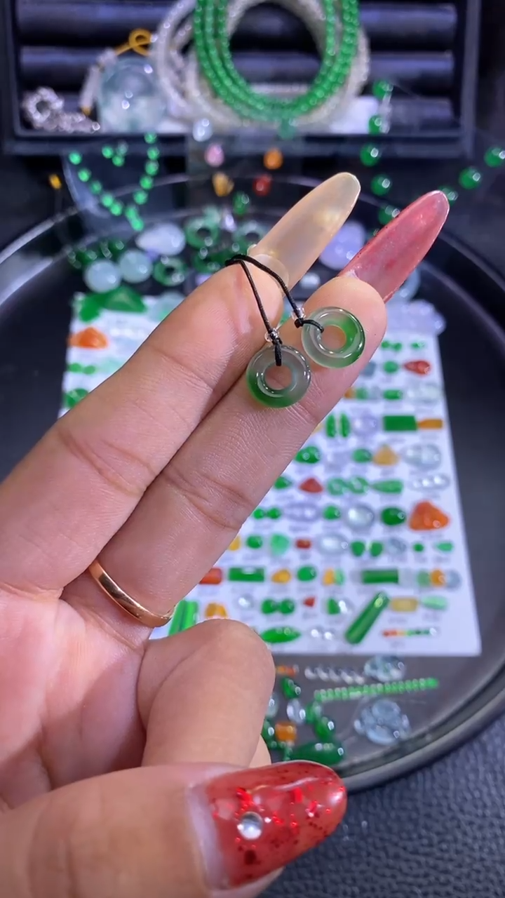 未镶嵌挂件翡翠圈