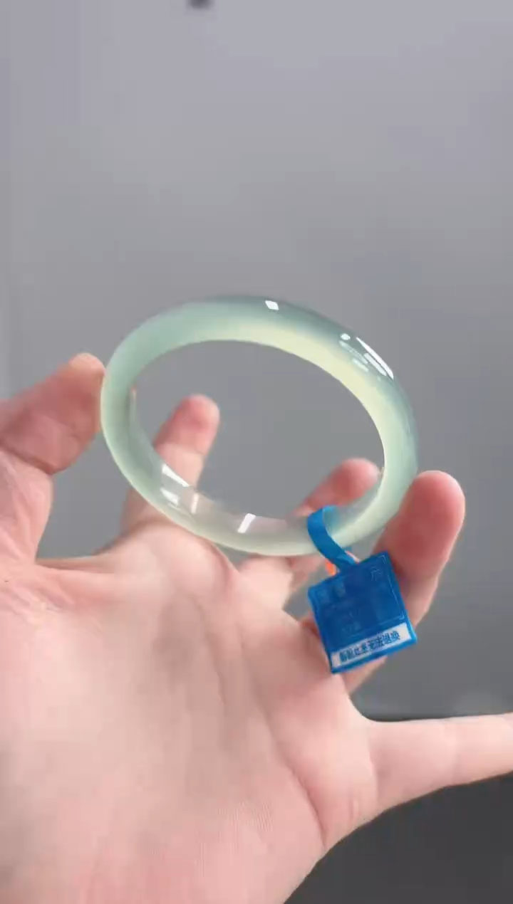 玛瑙/玉髓手镯未镶嵌54圈