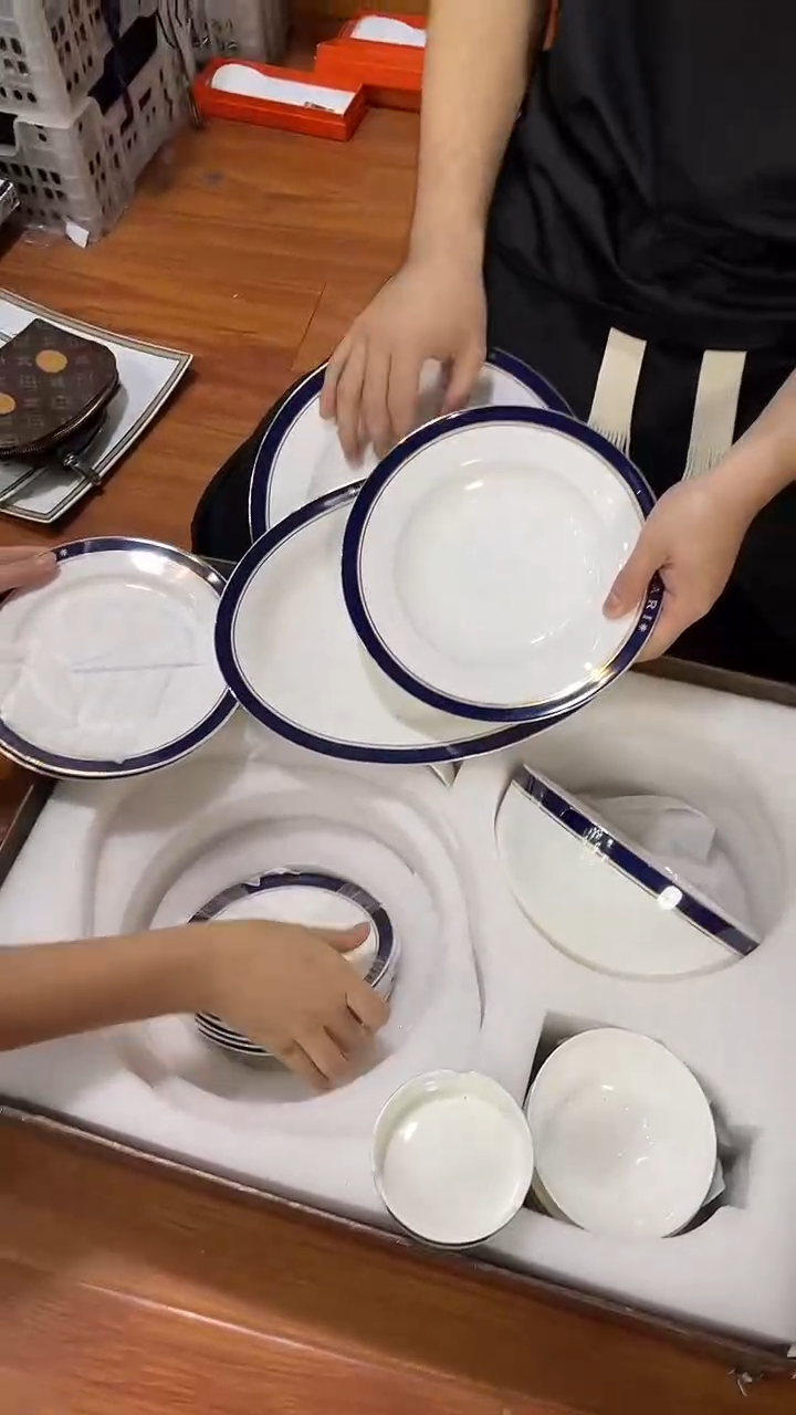 杯鸿辉家品牌瓷器，京东包邮！