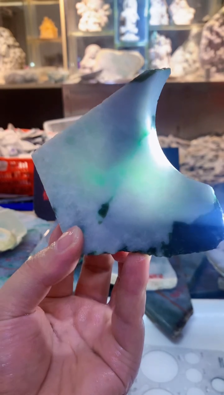 翡翠裸石0朱0翡翠珠宝655