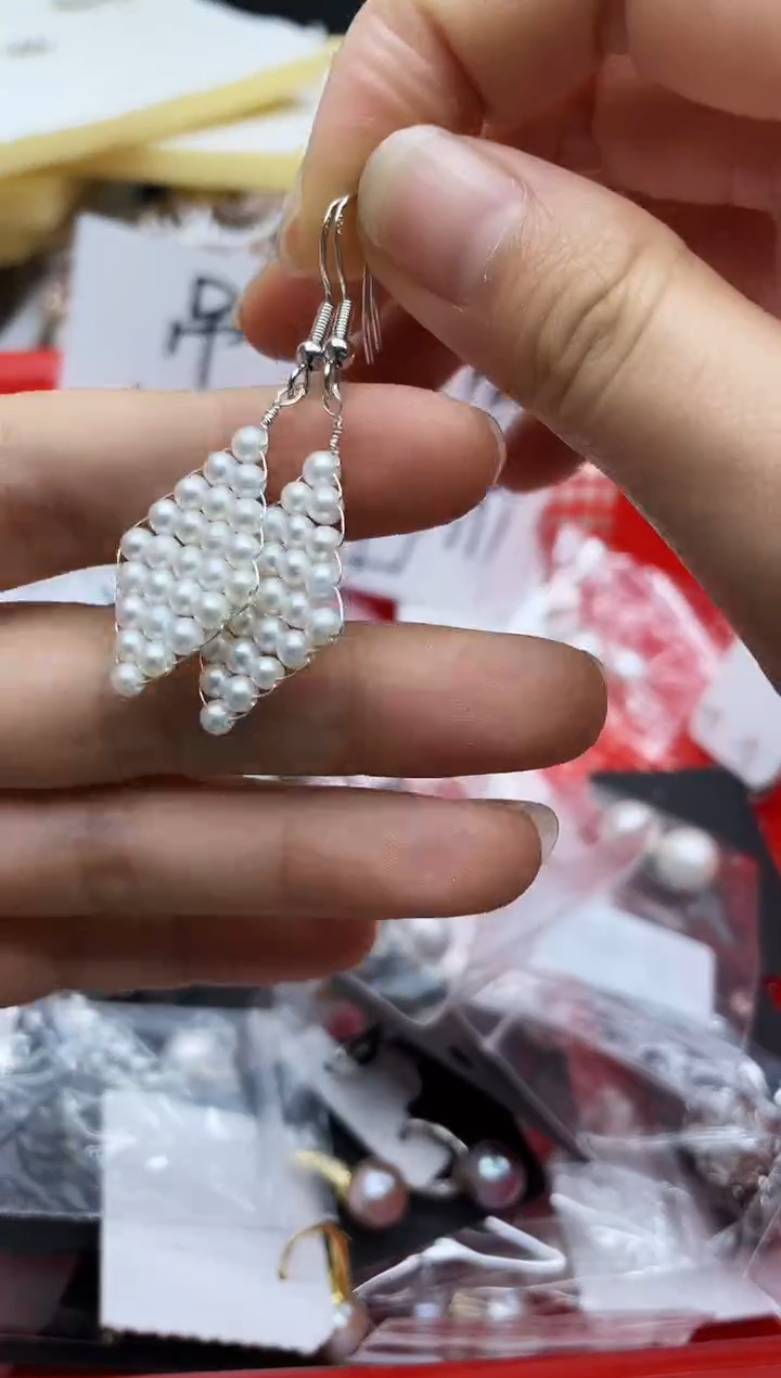 未镶嵌耳饰淡水珍珠耳钩多样性发其一