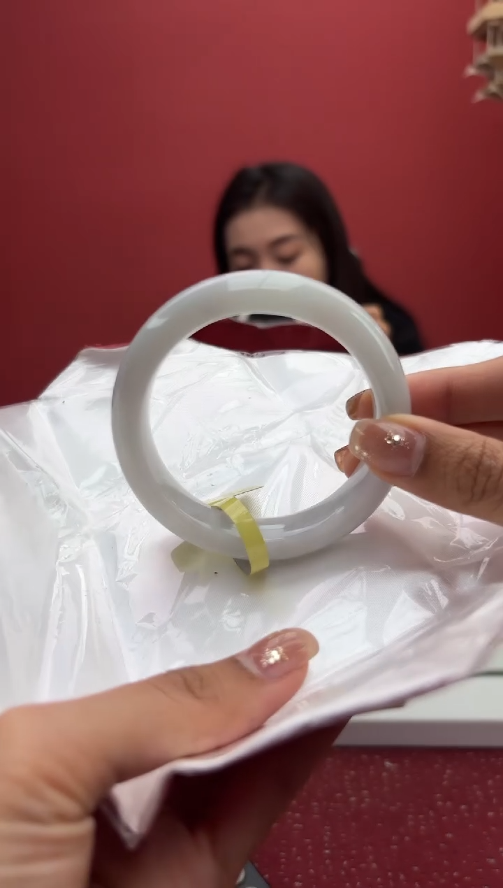 【闪购商品】翡翠手镯未镶嵌9手镯