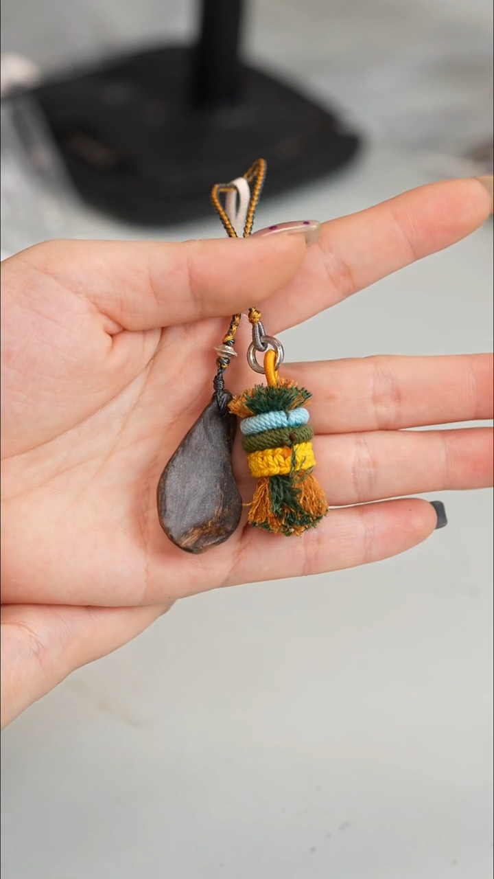 沉香沉香碎屑菲律宾莱特 沉水 1.6g