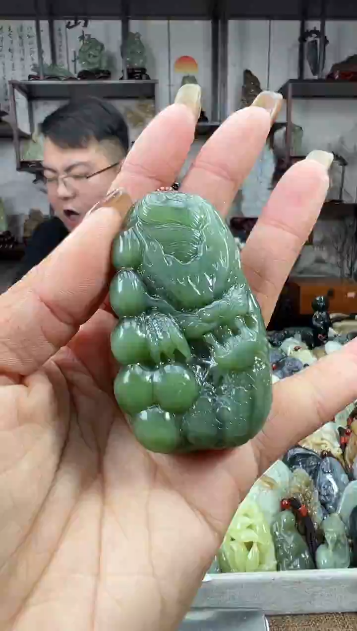 未镶嵌和田玉把件1