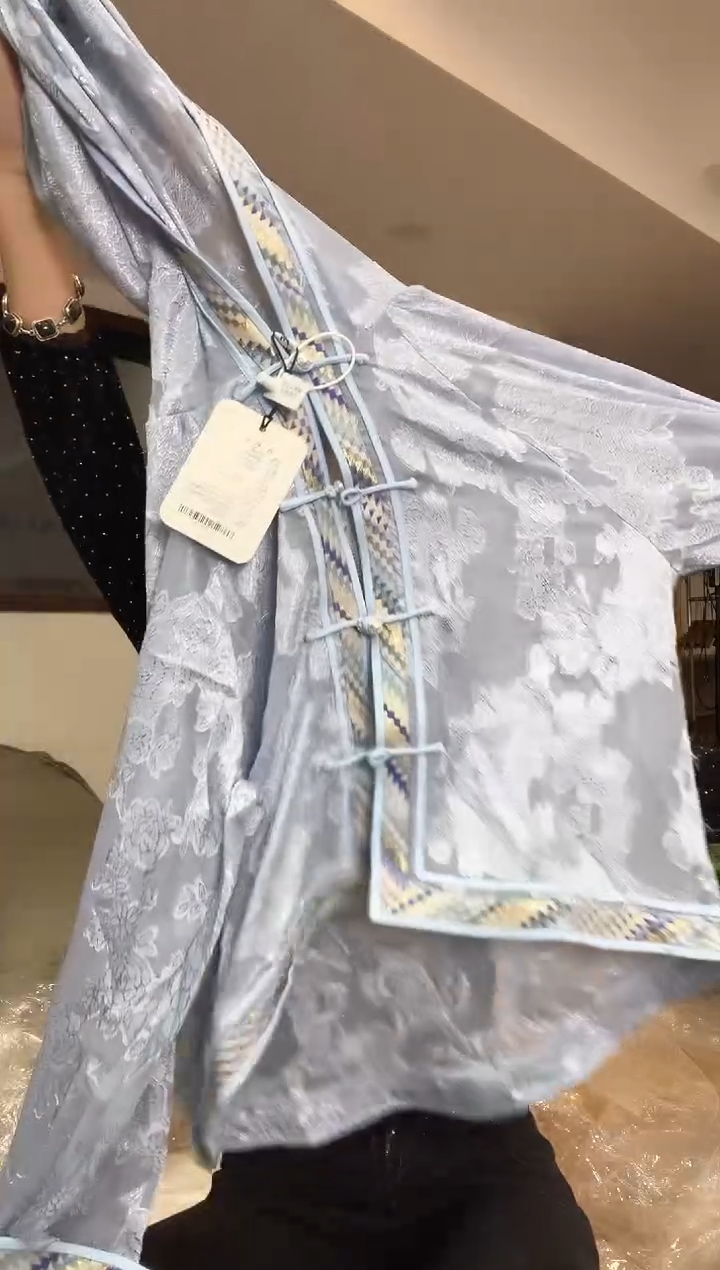 防晒       L码      115-125斤