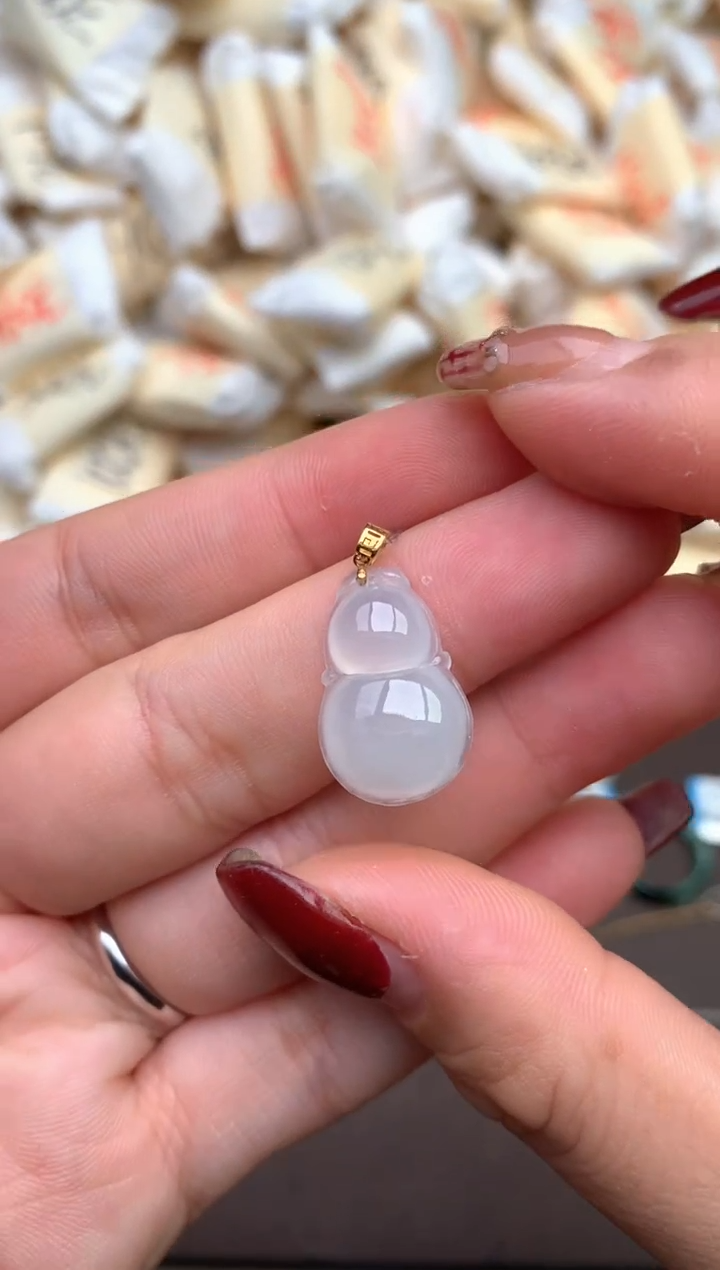 【闪购商品】翡翠挂件18K金镶嵌—