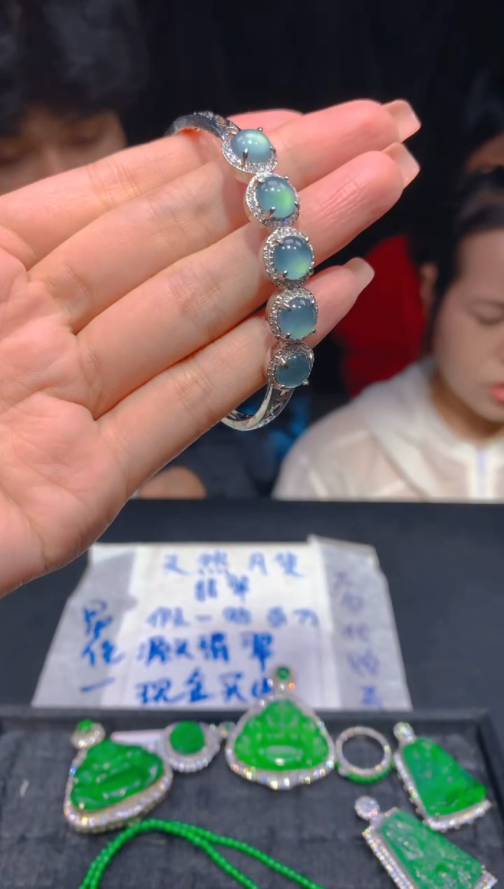 【闪购商品】定制翡翠未镶嵌109多样性发货（发其一）