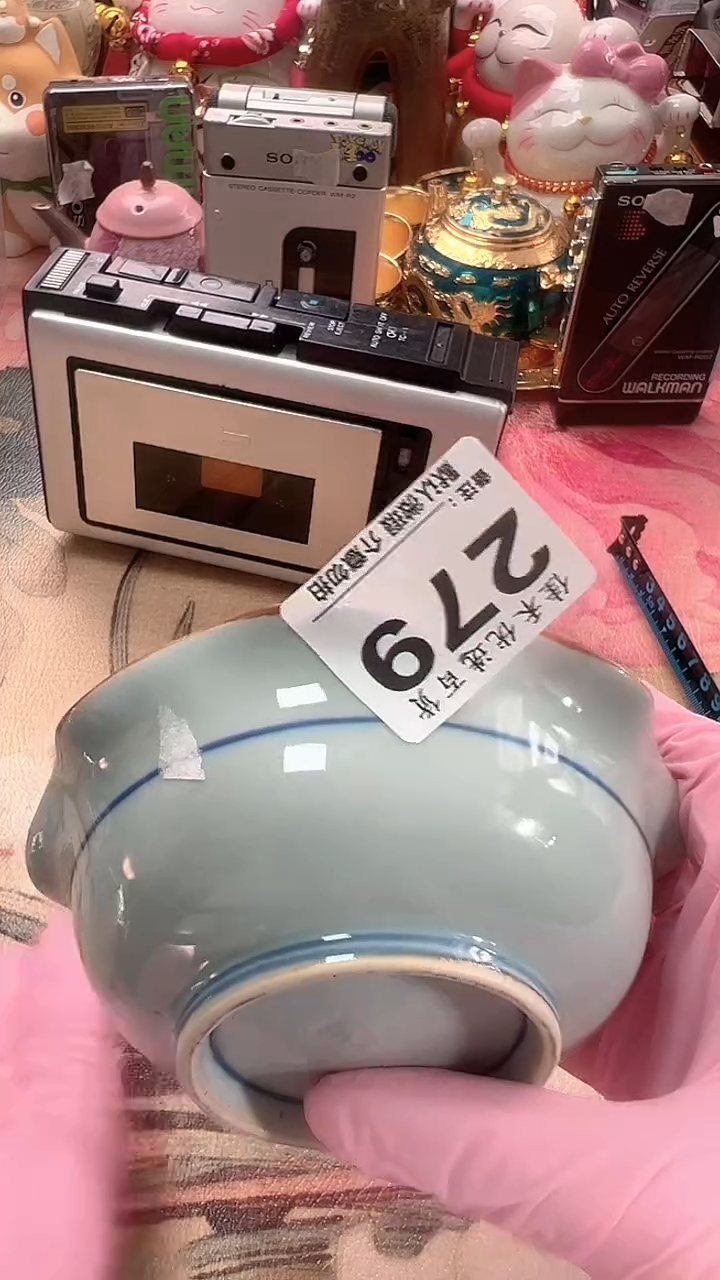 手工艺品琉璃木*釉上彩  浅绿造型