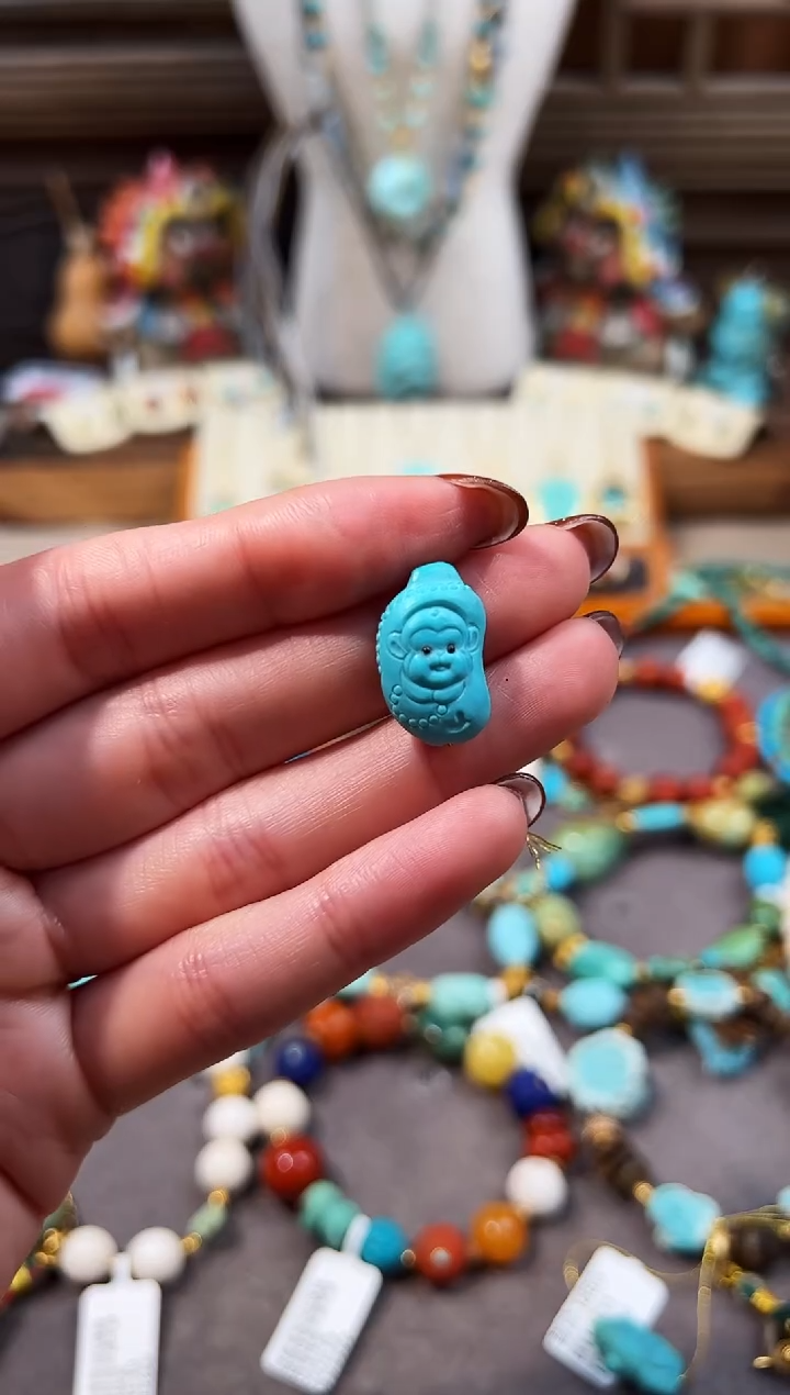 未镶嵌绿松石配饰香蕉小猴子配饰