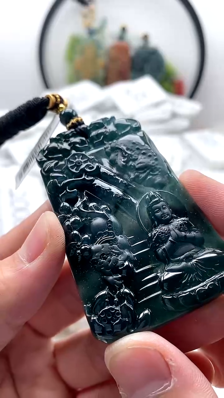 【闪购商品】翡翠颈饰未镶嵌文殊