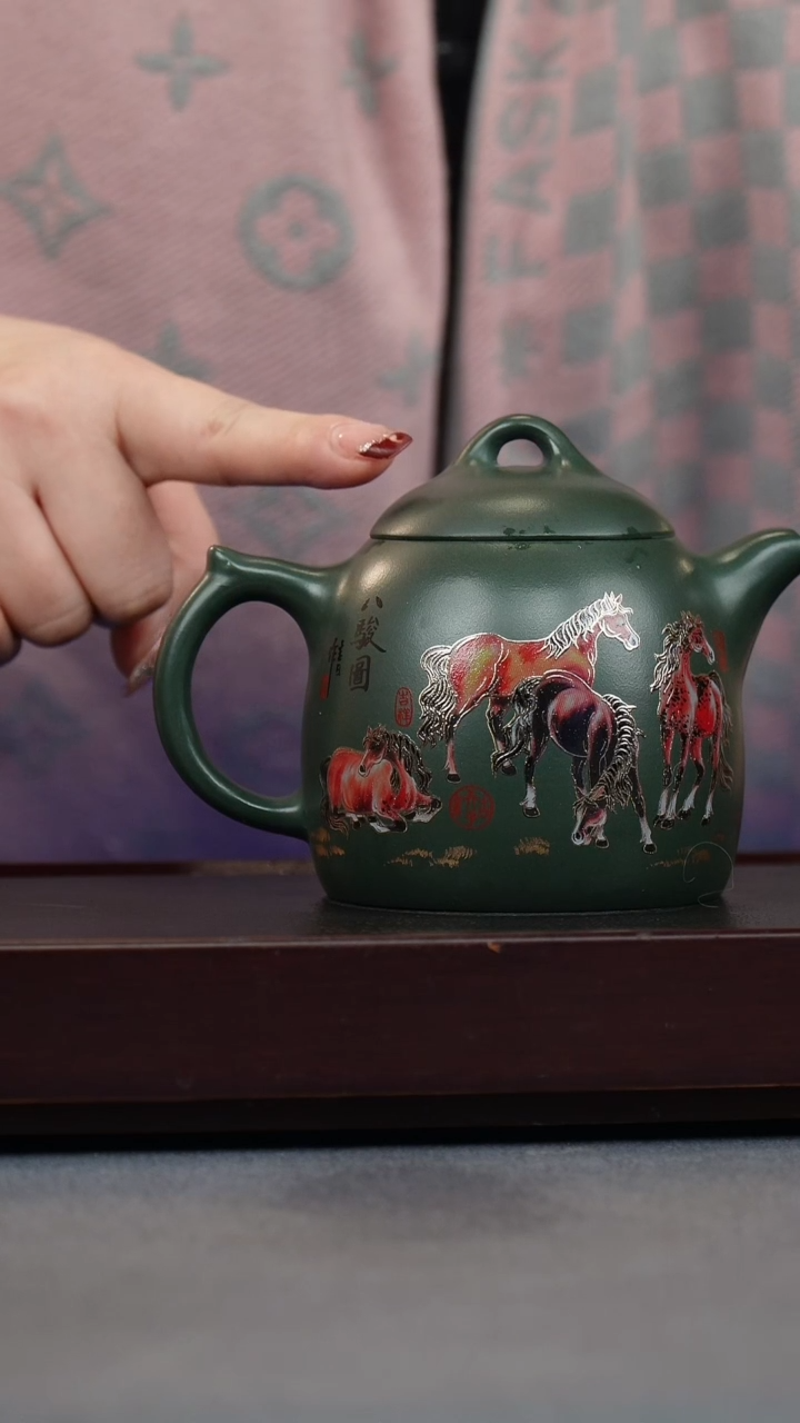 【闪购商品】紫砂茶壶民国绿 八骏秦权