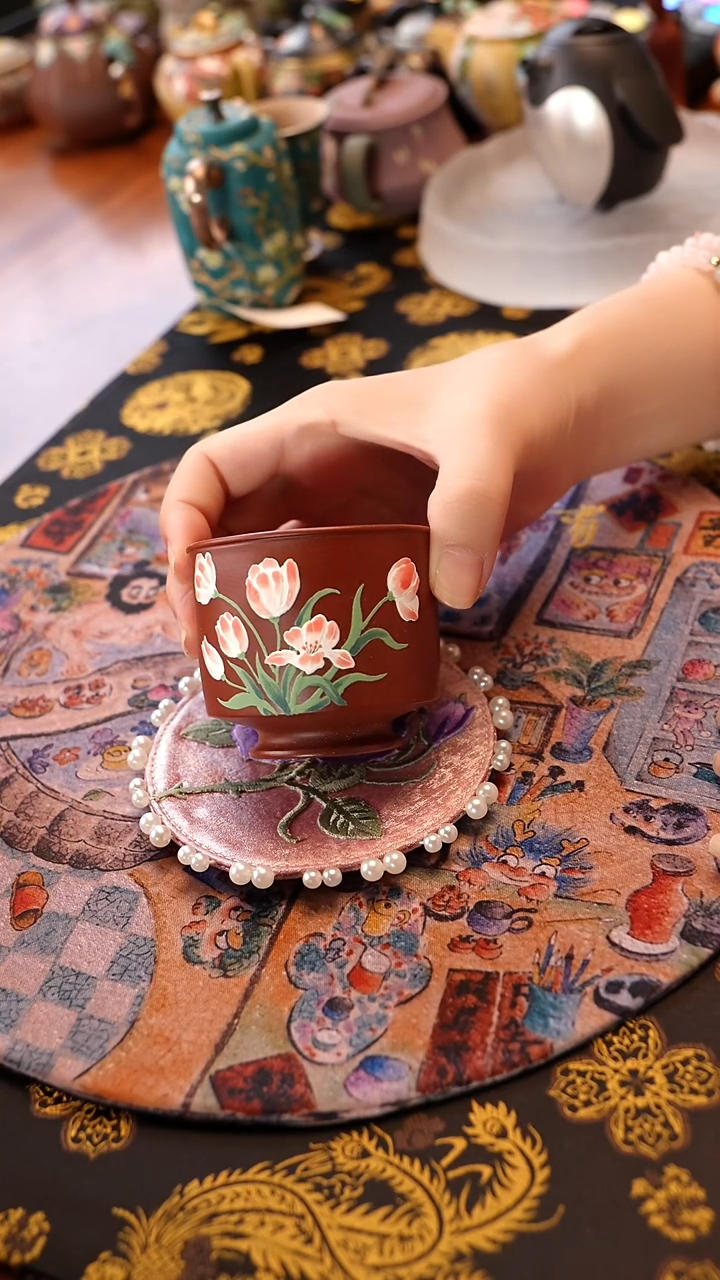 宜兴紫砂大红袍郁金香杯子