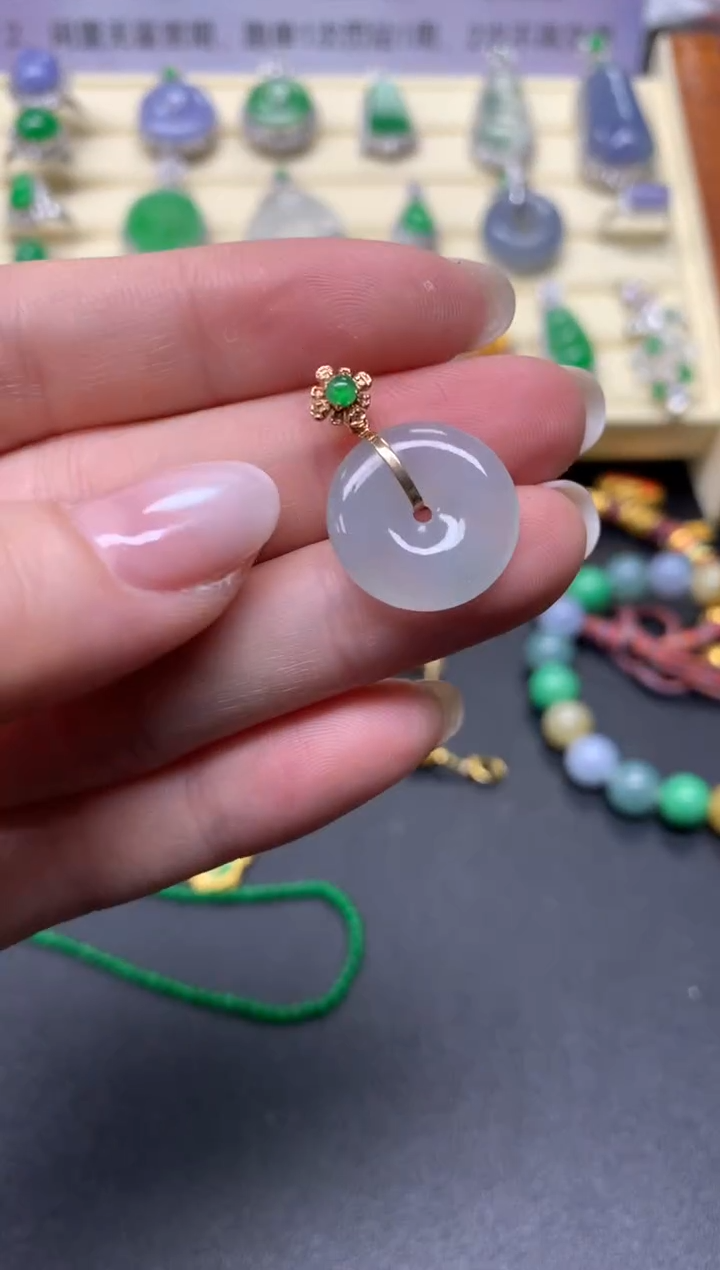 【闪购商品】翡翠吊坠(不含链)18K金镶嵌吊坠|600+60