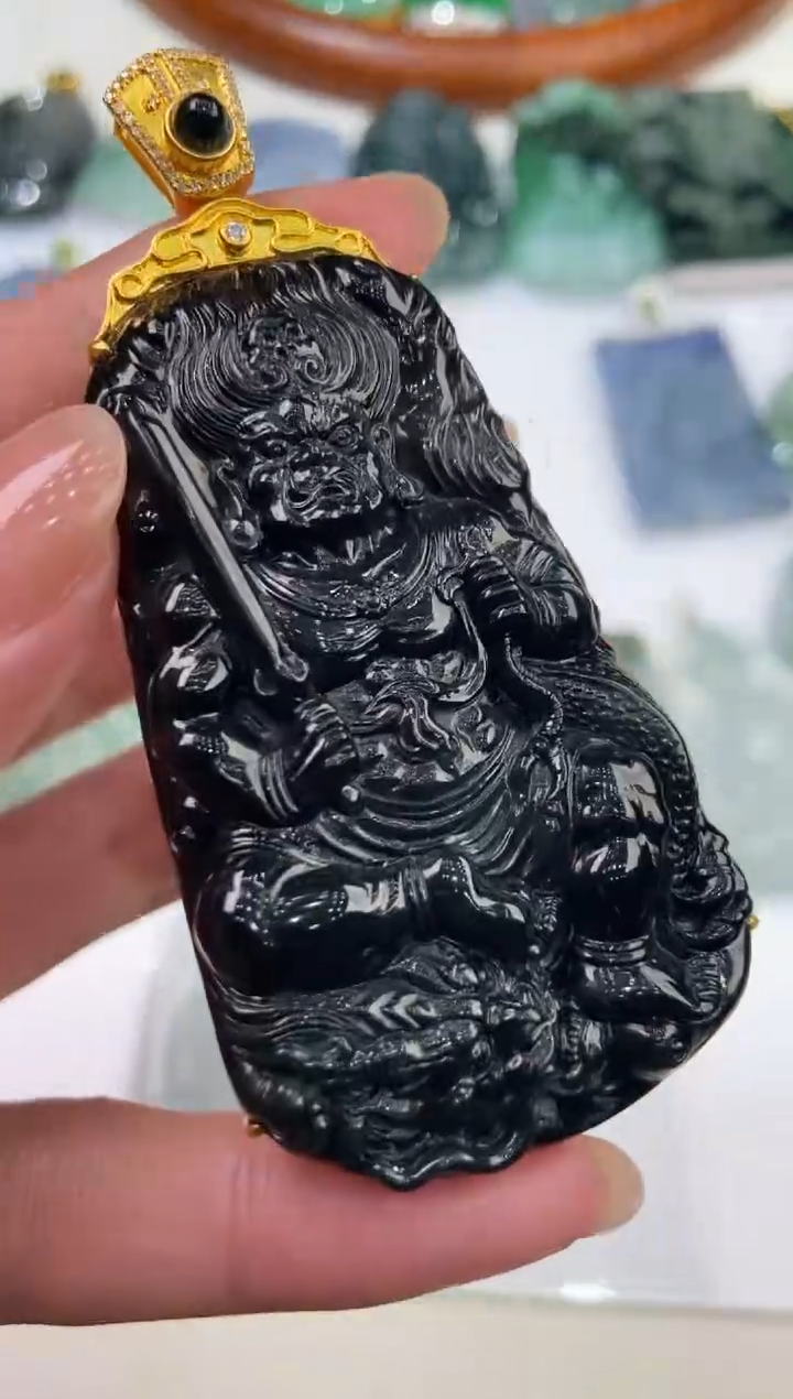 【闪购商品】翡翠18K金镶嵌颈饰1