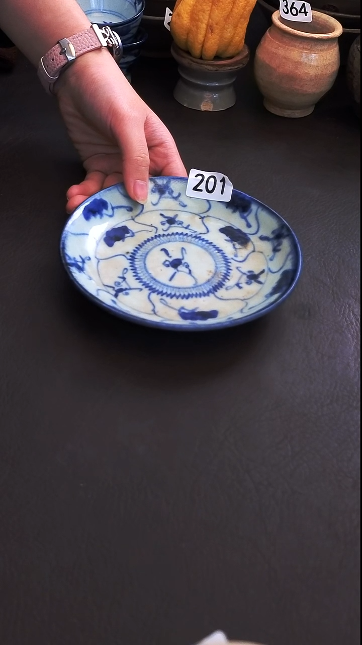 陶一****省佳瑜家漂漂亮亮的瓷器编号201