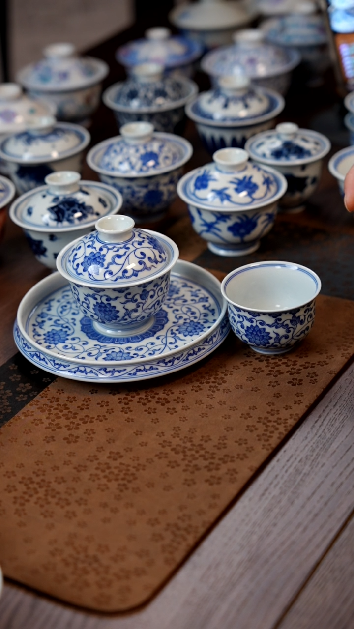 【闪购商品】110缠枝3件套11111111