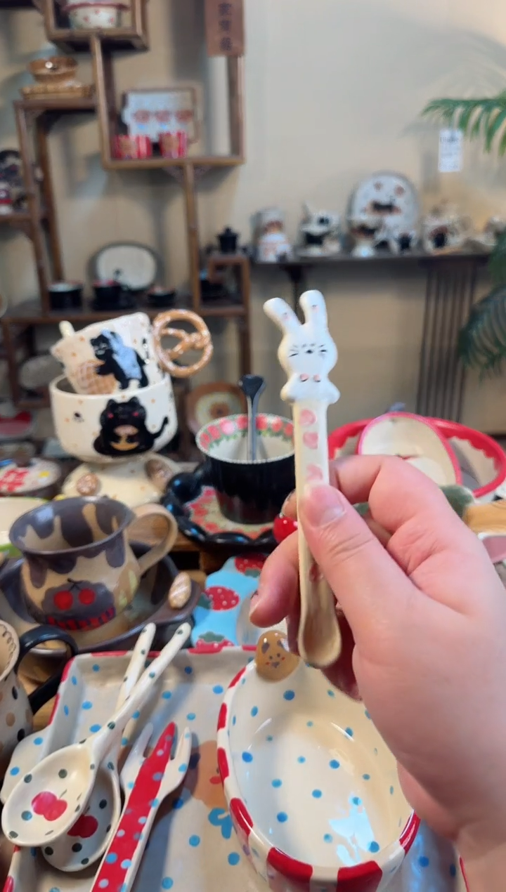 【闪购商品】兔兔搅拌棒高温瓷器