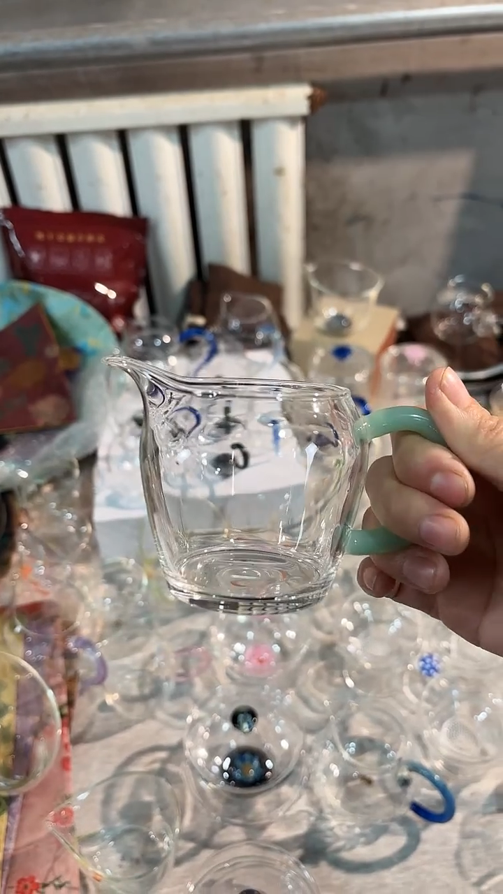 手工艺品玻璃小公杯 玉把