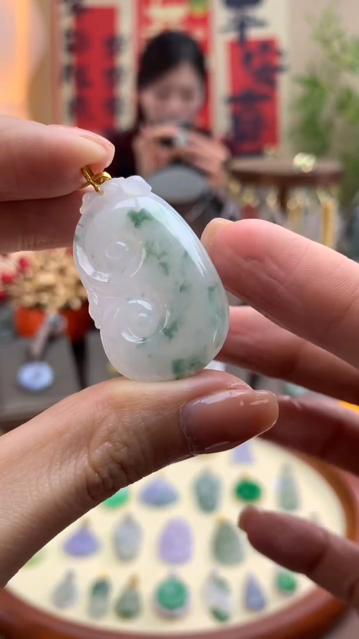 【闪购商品】翡翠颈饰18K金镶嵌如意