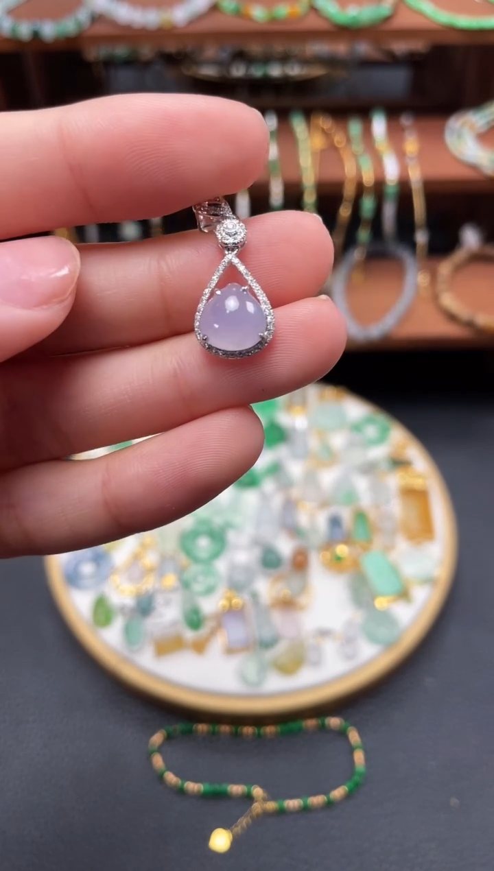 【闪购商品】翡翠吊坠(不含链)18K金镶嵌一个 JK469