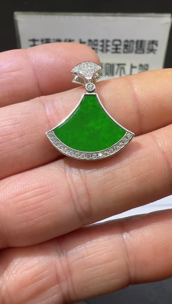 【闪购商品】翡翠颈饰银S925镶嵌00061307