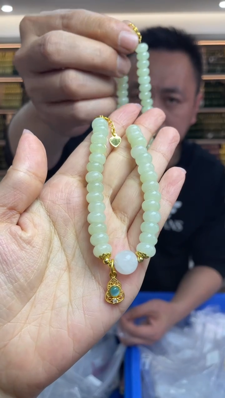 【闪购商品】和田玉·未镶嵌多样性发一件