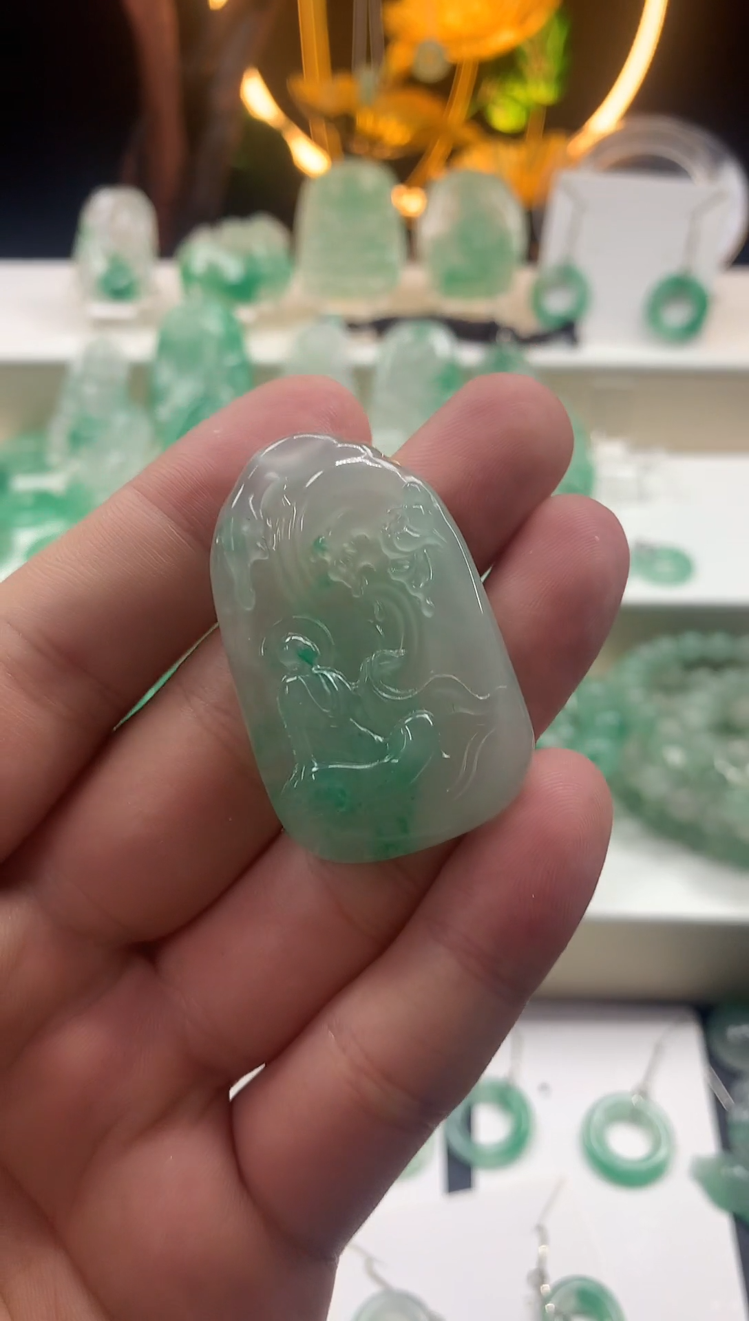 石英质玉（非洲翠）未镶嵌吊坠(不含链)悟道牌