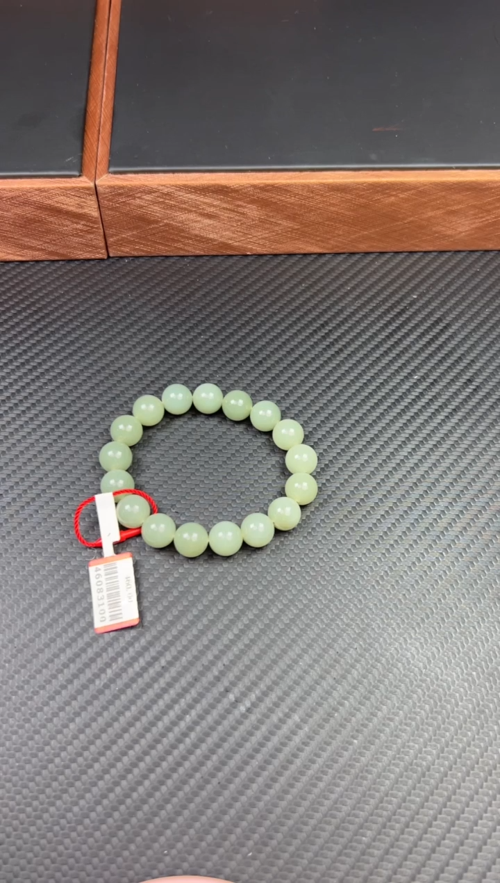 【闪购商品】和田玉手串未镶嵌且末微色差近矿卡12