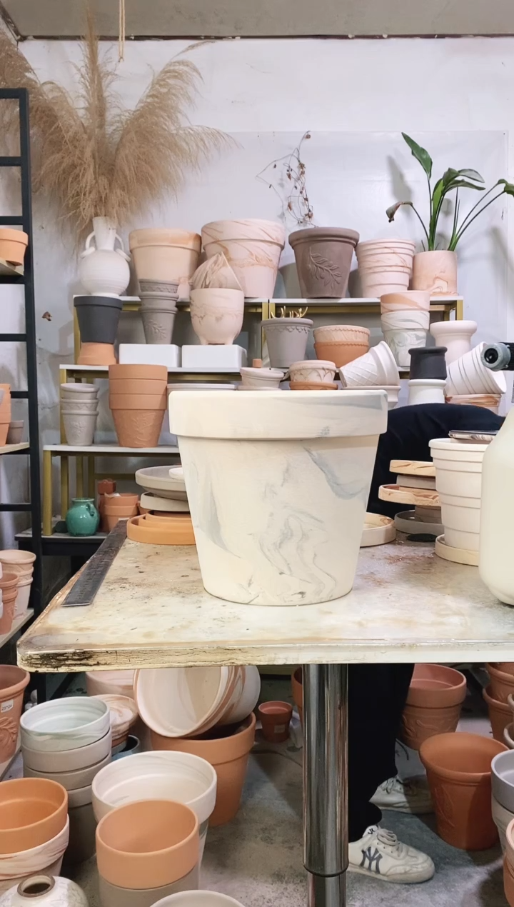 23*21灰白陶 1盆无托