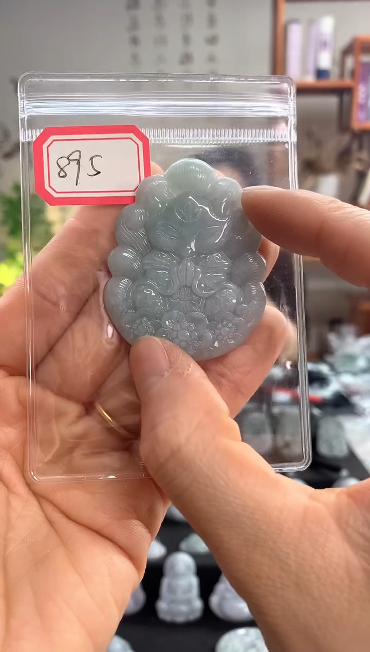 【闪购商品】翡翠颈饰未镶嵌狐狸895