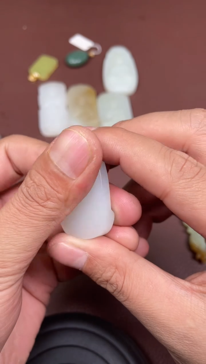 【闪购商品】和田玉吊坠未镶嵌123