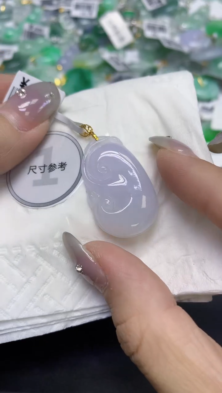 颈饰18K金镶嵌翡翠天然缅甸翡翠A货百元以上9元证书费自理