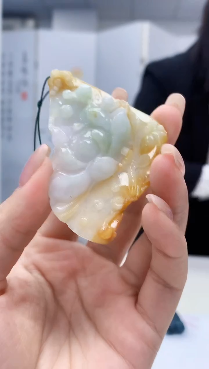 定制翡翠未镶嵌4852lr-毛货挂43