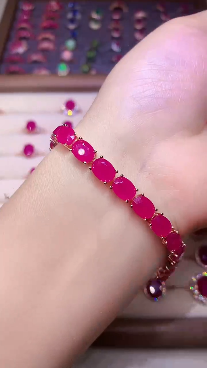 【闪购商品】红宝石手链银S925镶嵌0000