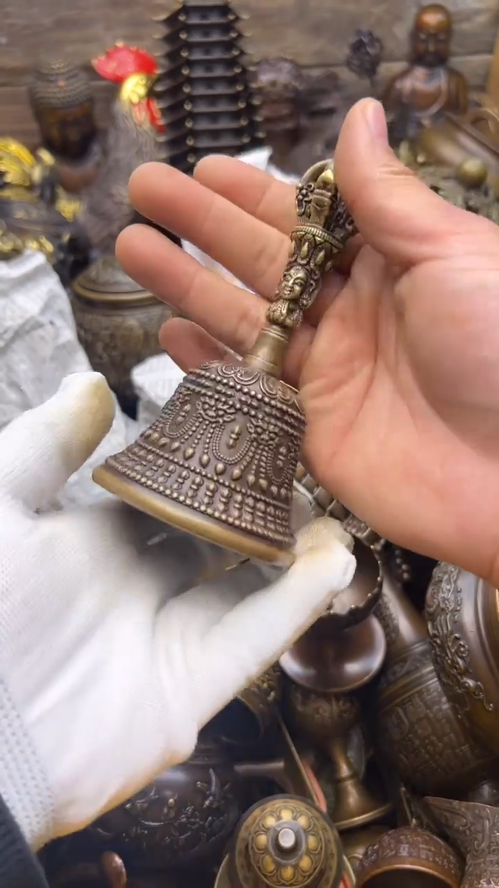 精美铜器，点击下单