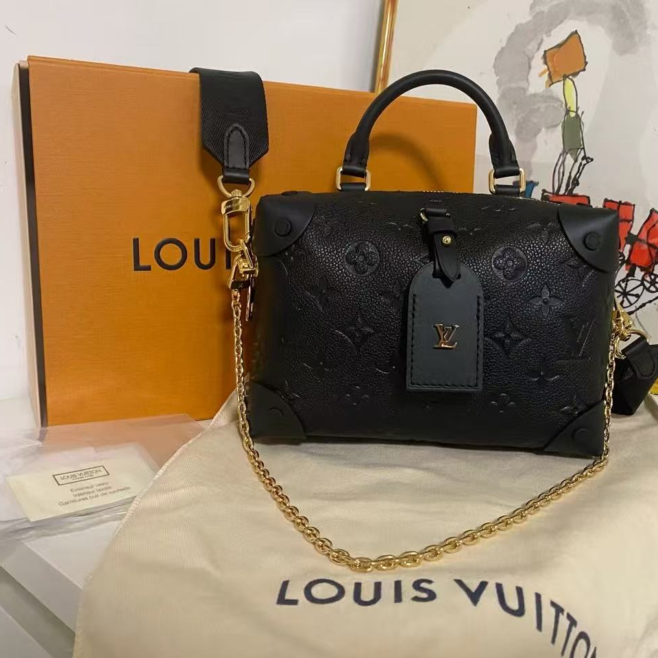 95新 LouisVuitton/路易威登 lv全皮黑色软盒子包/优品