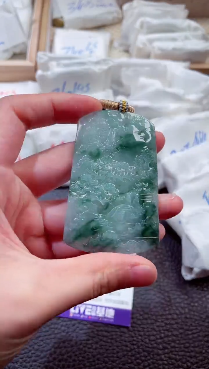 翡翠未镶嵌颈饰00007166