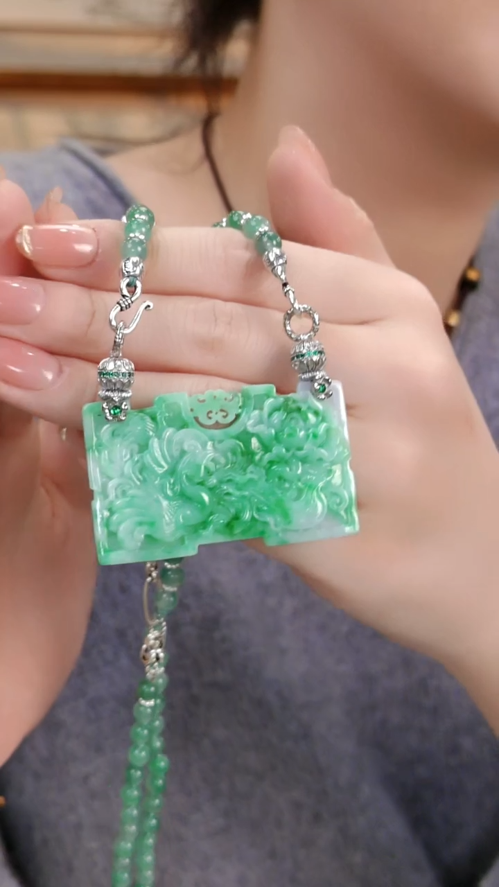 颈饰银S925镶嵌翡翠国风