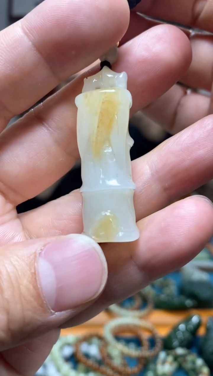 【闪购商品】和田玉未镶嵌挂件19