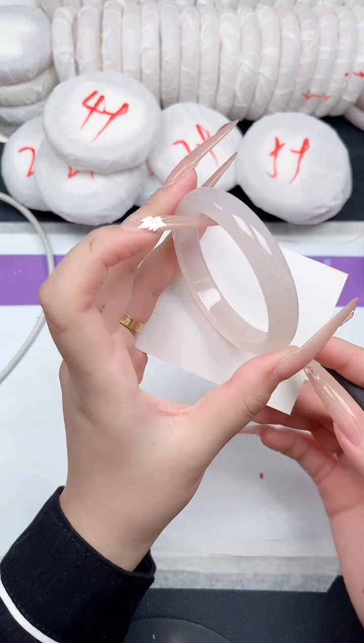 未镶嵌手镯石英质玉13-56