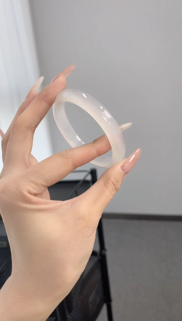 【闪购商品】玛瑙/玉髓手镯未镶嵌57-58圈