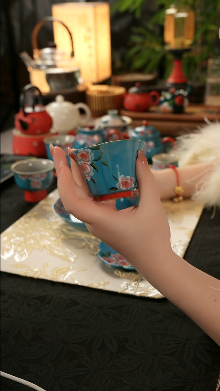 陶瓷茶具亮面玫瑰四角梅花杯