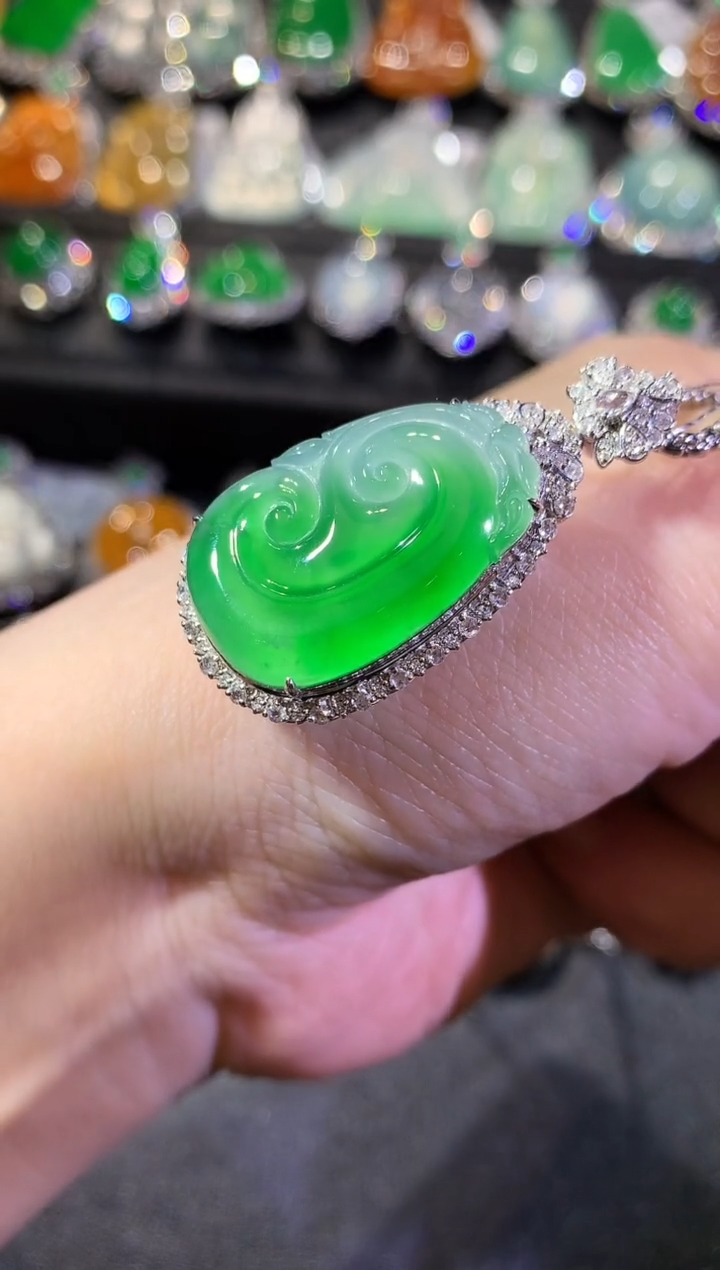 【闪购商品】翡翠吊坠(不含链)18K金镶嵌77-如意